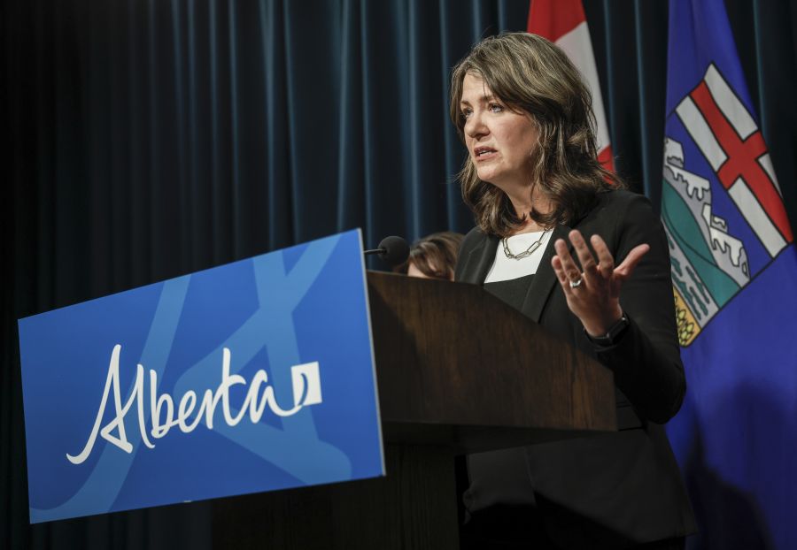 <who> Photo Credit: Canadian Press/Jeff McIntosh
