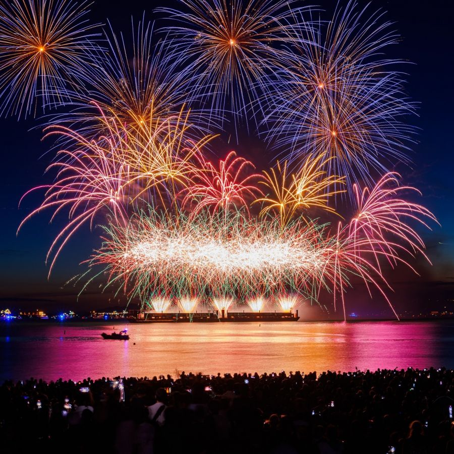 <who> Photo Credit: Celebration of Light Facebook