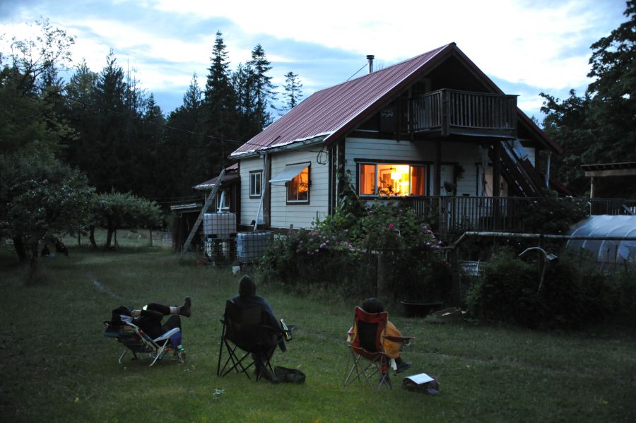 Photo Credit: Dave Flawse/The Discourse</who> Volunteers monitor bats at a Comox Valley property on June 18, as part of the B.C. Annual Bat Count.
