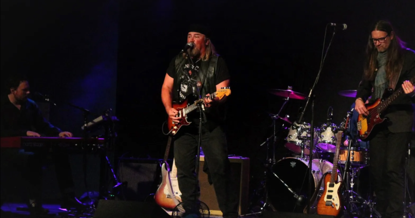 <who> Photo Credit: paulkype.com </who> Texas Flood in 2017.