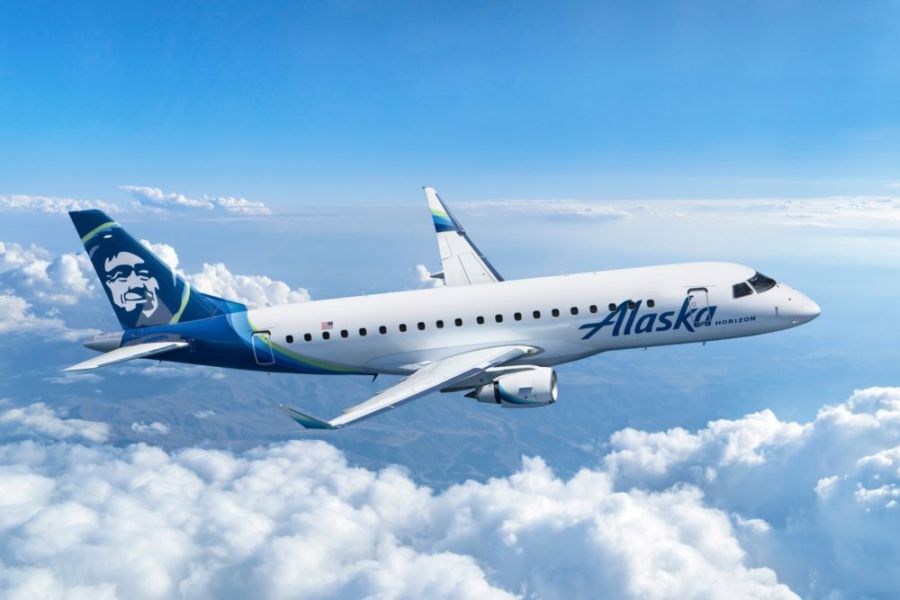 </who>Alaska Airlines will use the 76-seat Embraer 175 regional jet to fly between Kelowna and Los Angeles.