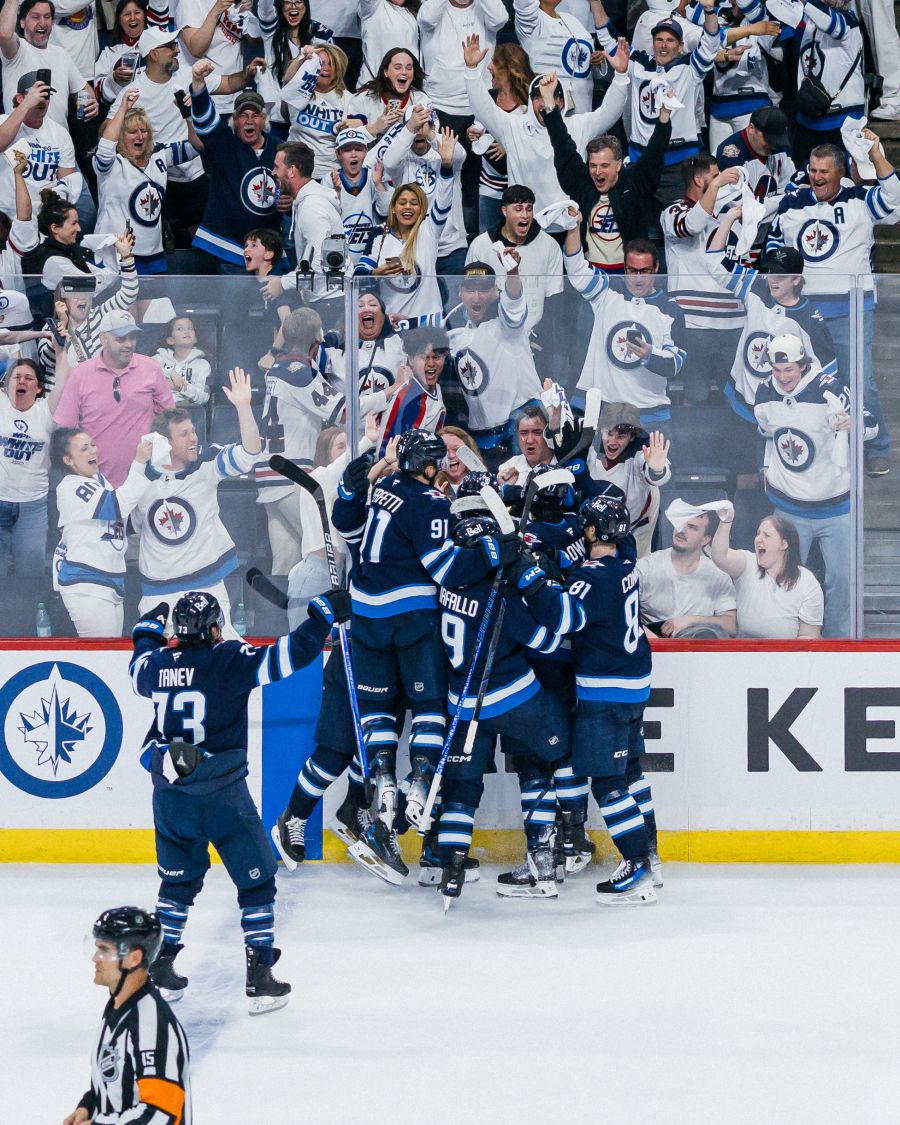 <who> Photo Credit: Winnipeg Jets/X