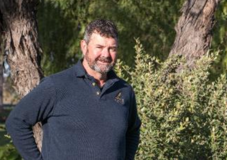 <who>Photo credit: Duxton Vineyards</who>Wayne Ellis is the general manager of Duxton Vineyards in Australia -- the makers of Rewild wines.