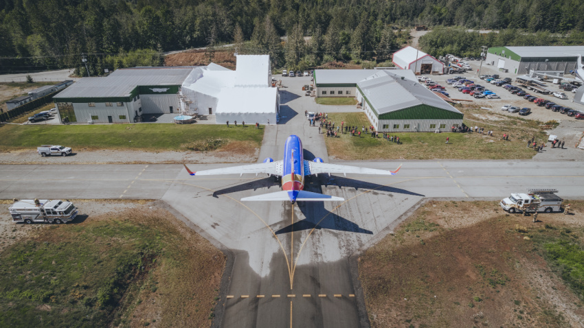 <Who>Photo credit: Coulson Aviation