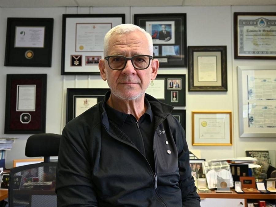 <who> Photo Credit: Michelle Gamage, Local Journalism Initiative Reporter</who> Dr. Julio Montaner 