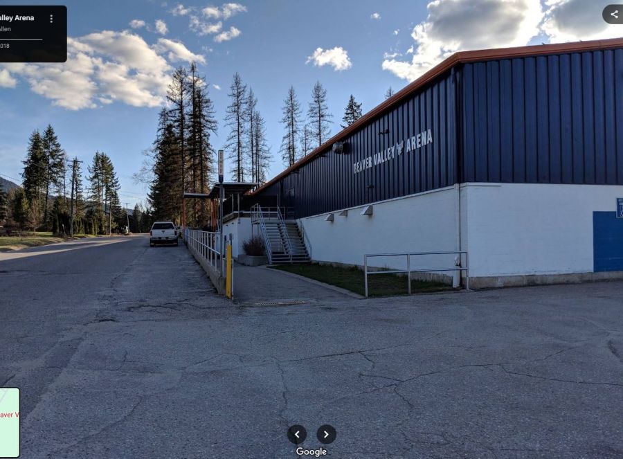 <who>Photo Credit: Way Allen</who>The exterior of Beaver Valley Arena in Fruitvale, BC.