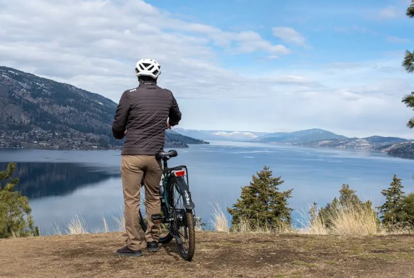 </who>Lakeside Eco-Sports also received a shout out in the story for its e-bike rentals and tours that can take you to restaurants, wineries, picnics and viewpoints.