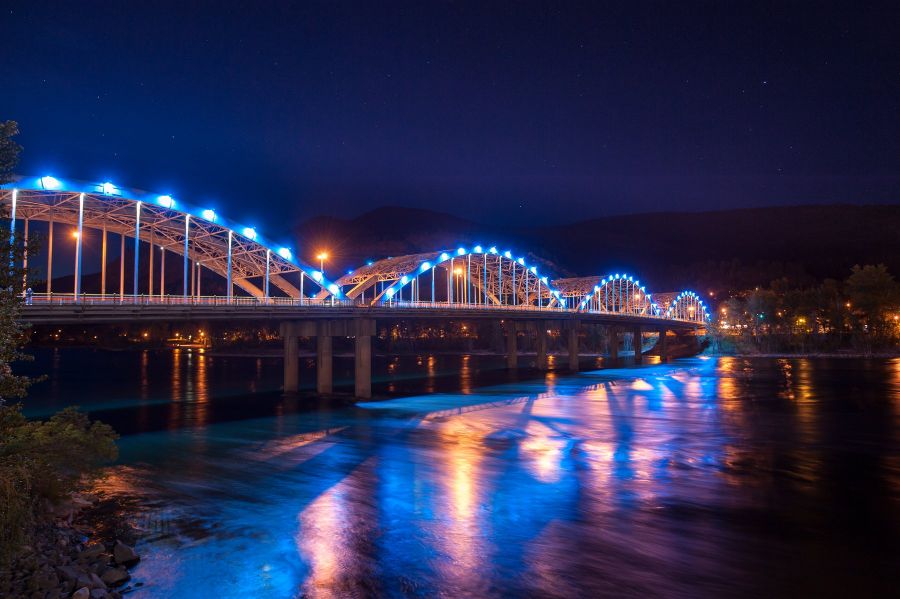 <who>Photo Credit: City of Trail</who>Victoria Street Bridge