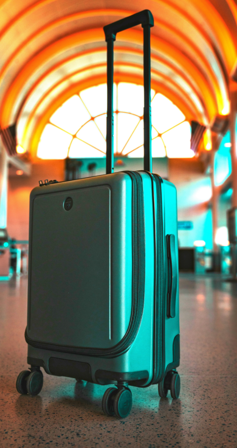 <who>Photo credit: Joshua Woroniecki on Unsplash</who>Bought the cheapest Air Canada ticket and want to put this carry-on suitcase in the overhead bin? You'll have to pay $35 starting Jan. 3.