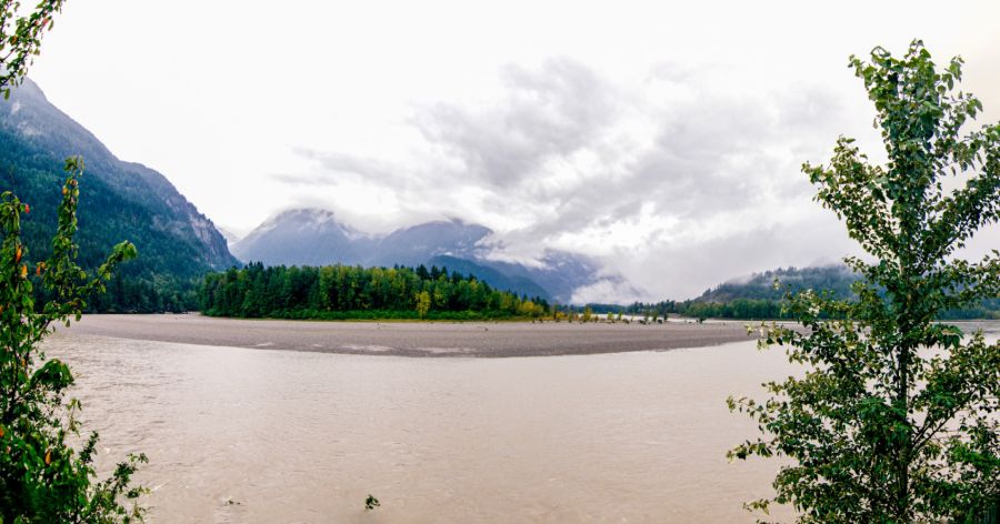 <who>Photo Credit: 123rf</who>The Fraser River near Hope, BC.