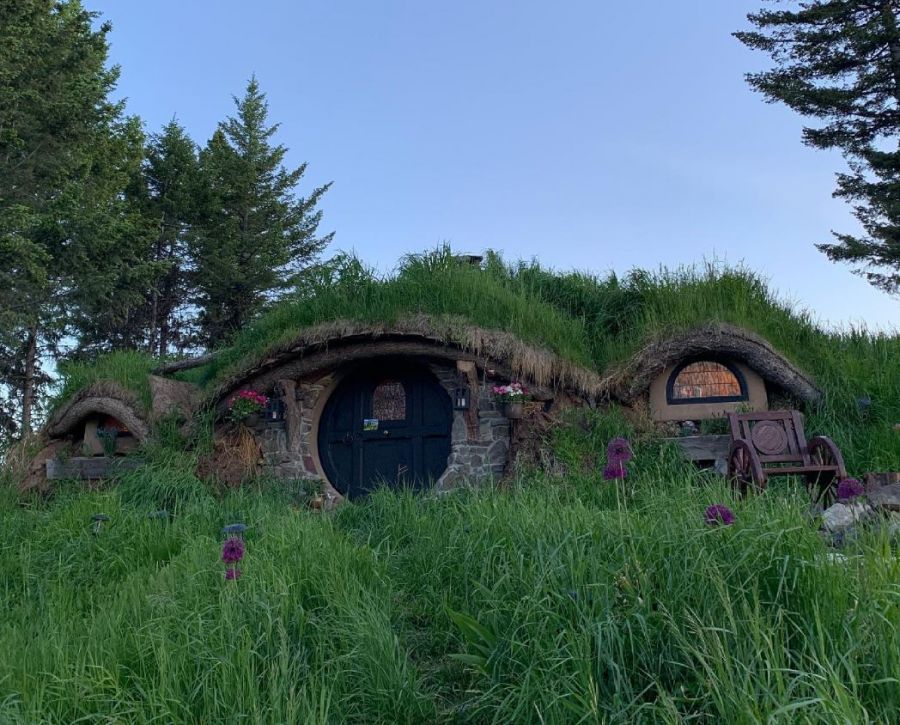 <who>Photo Credit: Second Breakfast Hideaway/Instagram
