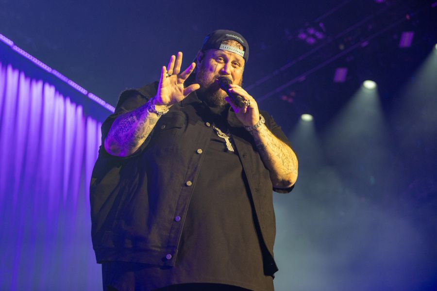 <who>Photo Credit: Getty Images</who>Jelly Roll