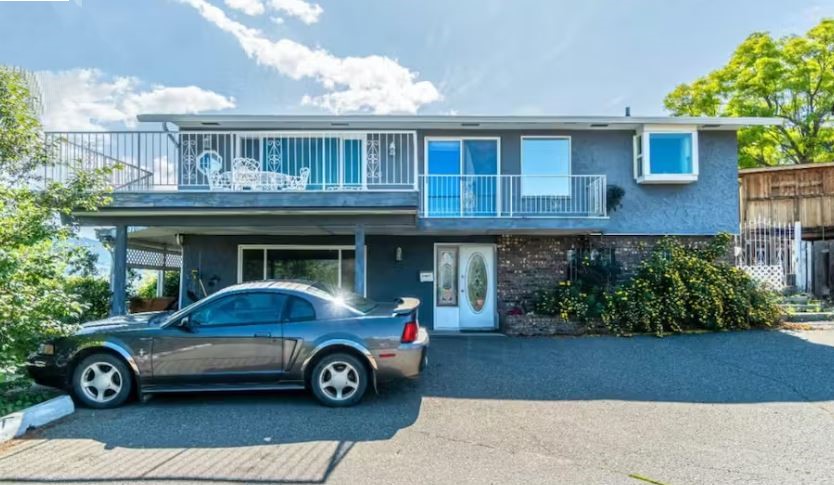</who>This three-bedroom, three-bathroom, 2,550-square-foot house on Southview Terrace is listed for sale for $650,000, which is exactly what the benchmark selling price of a typical single-family home was in Kamloops in December.