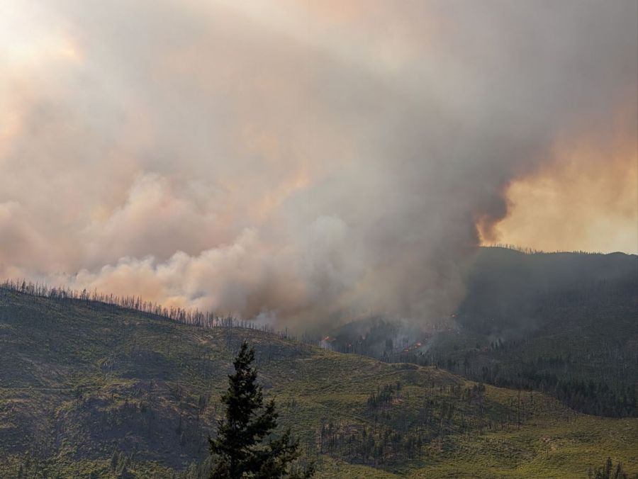 <who> Photo credit: BC Wildfire Service