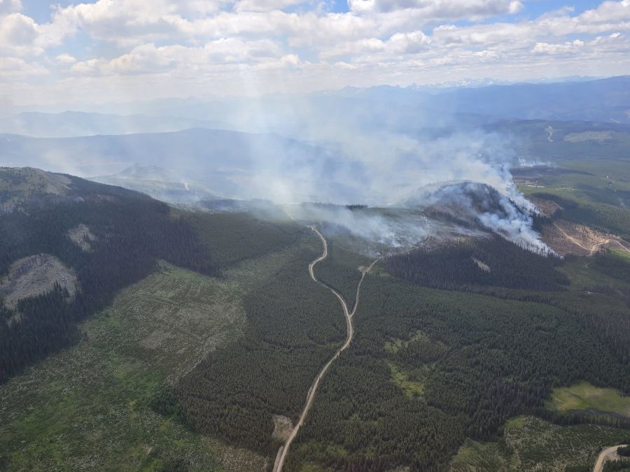 <who>Photo Credit: Lower Similkameen Indian Band/BC Wildfire Service</who>The Placer Creek wildfire late last week.