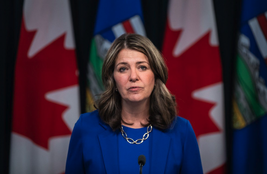 <who> Photo credit: Canadian Press </who> Danielle Smith.