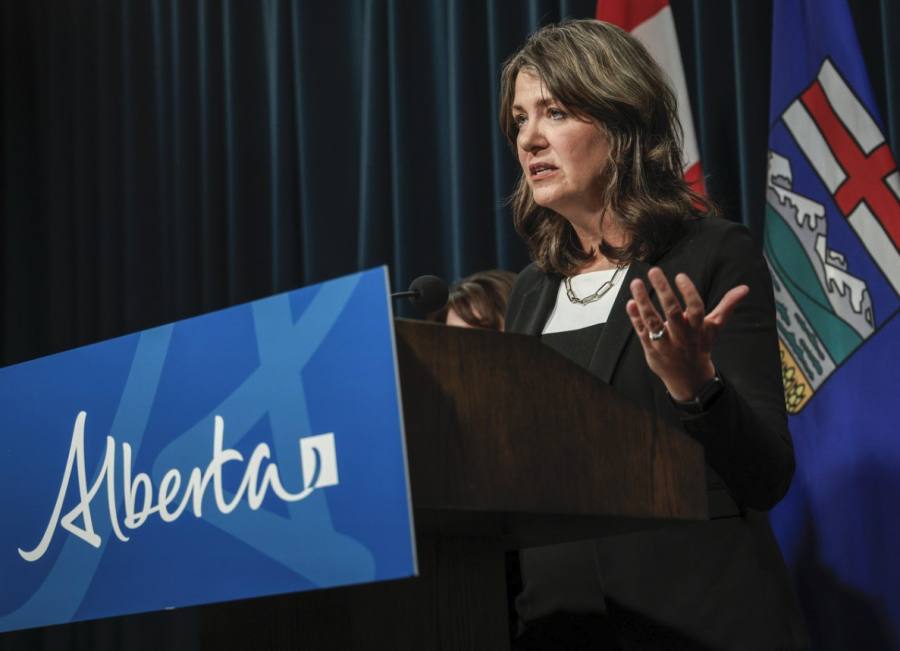 <who> Photo credit: Canadian Press