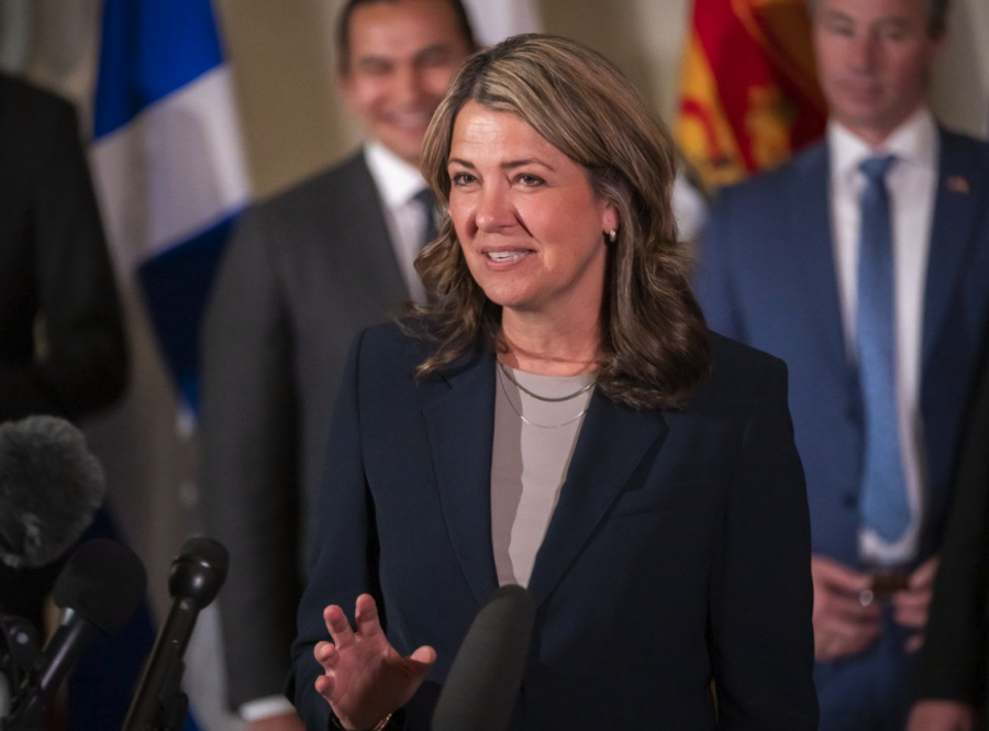 <who> Photo credit: Canadian Press </who> Danielle Smith.