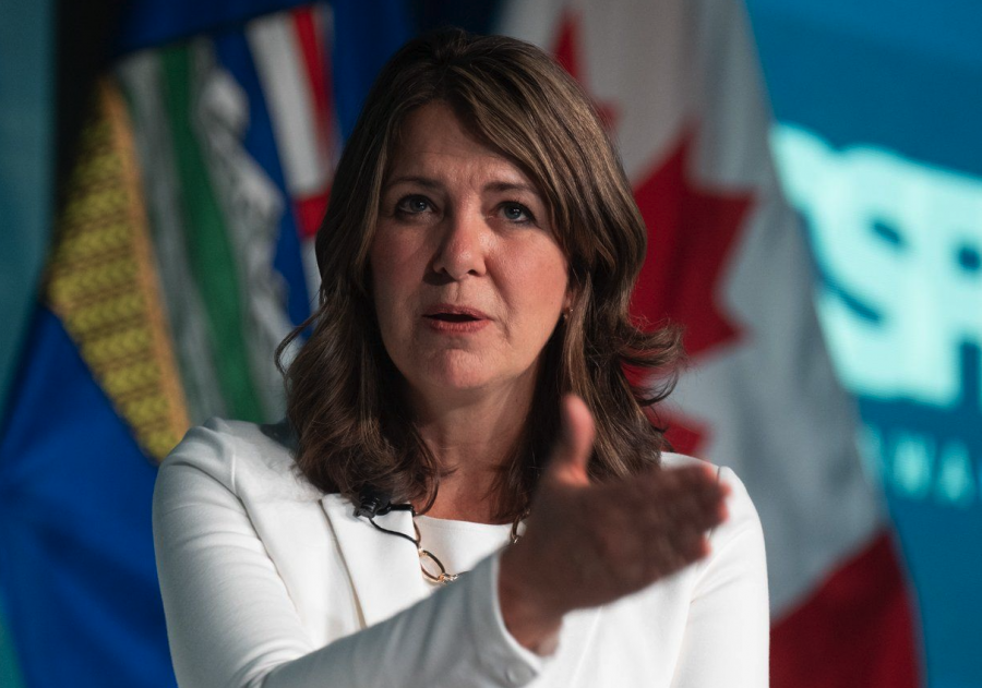 <who> Photo credit: Canadian Press </who> Danielle Smith.