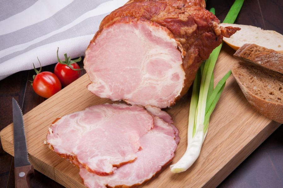 <who>Photo credit: Sorel 67 on Unsplash</who>The wines featured in this column will all pair nicely with Easter ham dinner.