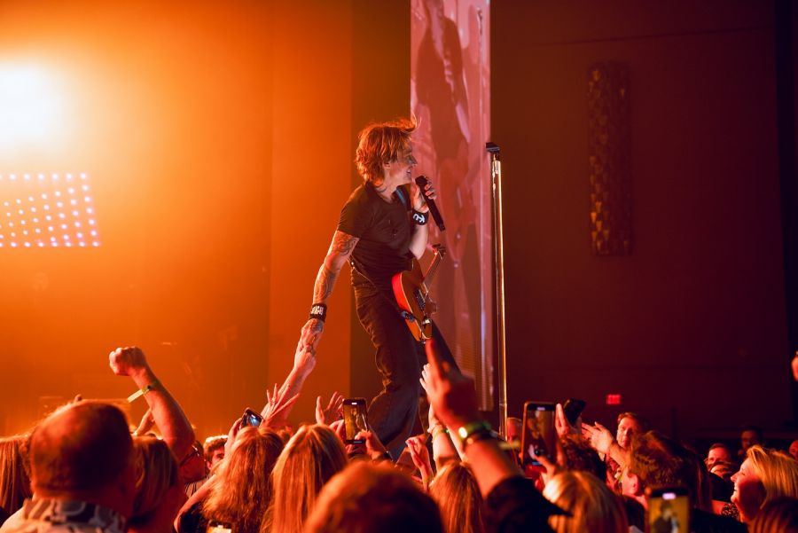 <who>Photo Credit: Keith Urban/Facebook