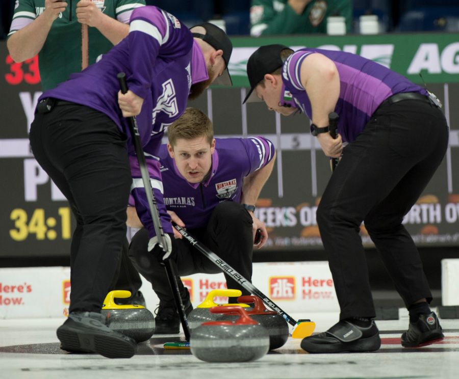 <who>Photo Credit: Curling Canada/Michael Burns</who>Thomas Scoffin's Yukon rink only has 2 wins, but they're still alive in Pool B!