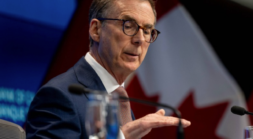 Bank of Canada lowers rate to 2.5% as it warns of 'weaker economy'