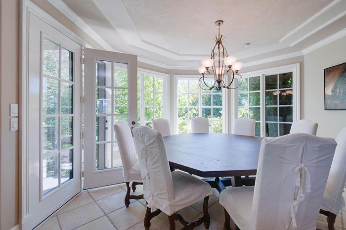 <who>Photo Credit: Remax